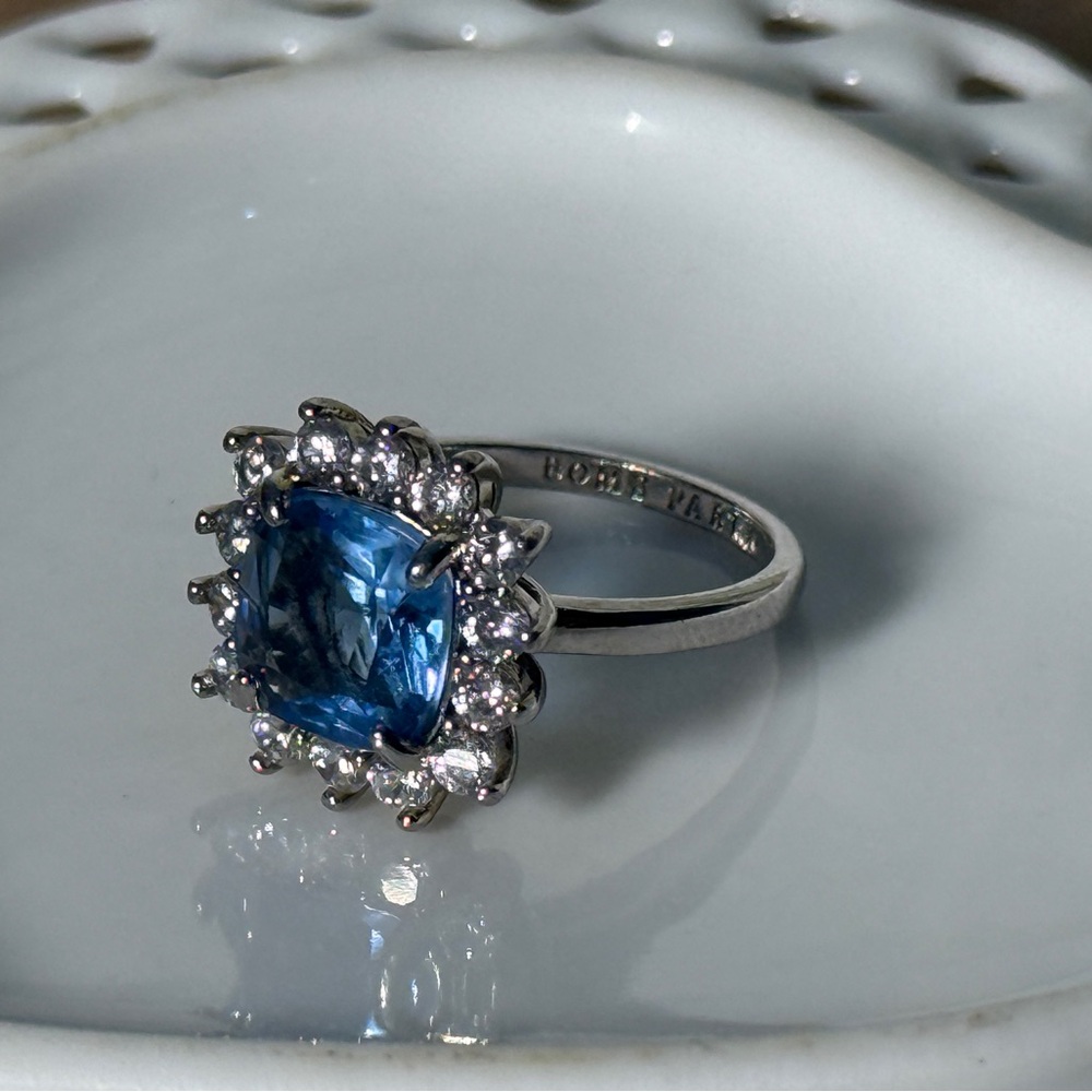 Bomb party CZ blue and white womens ring size 6